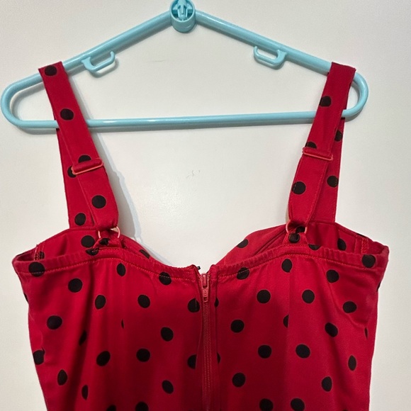 Gorgeous stunning 60’s pinup style dress, worn only a couple of times - Picture 3 of 11